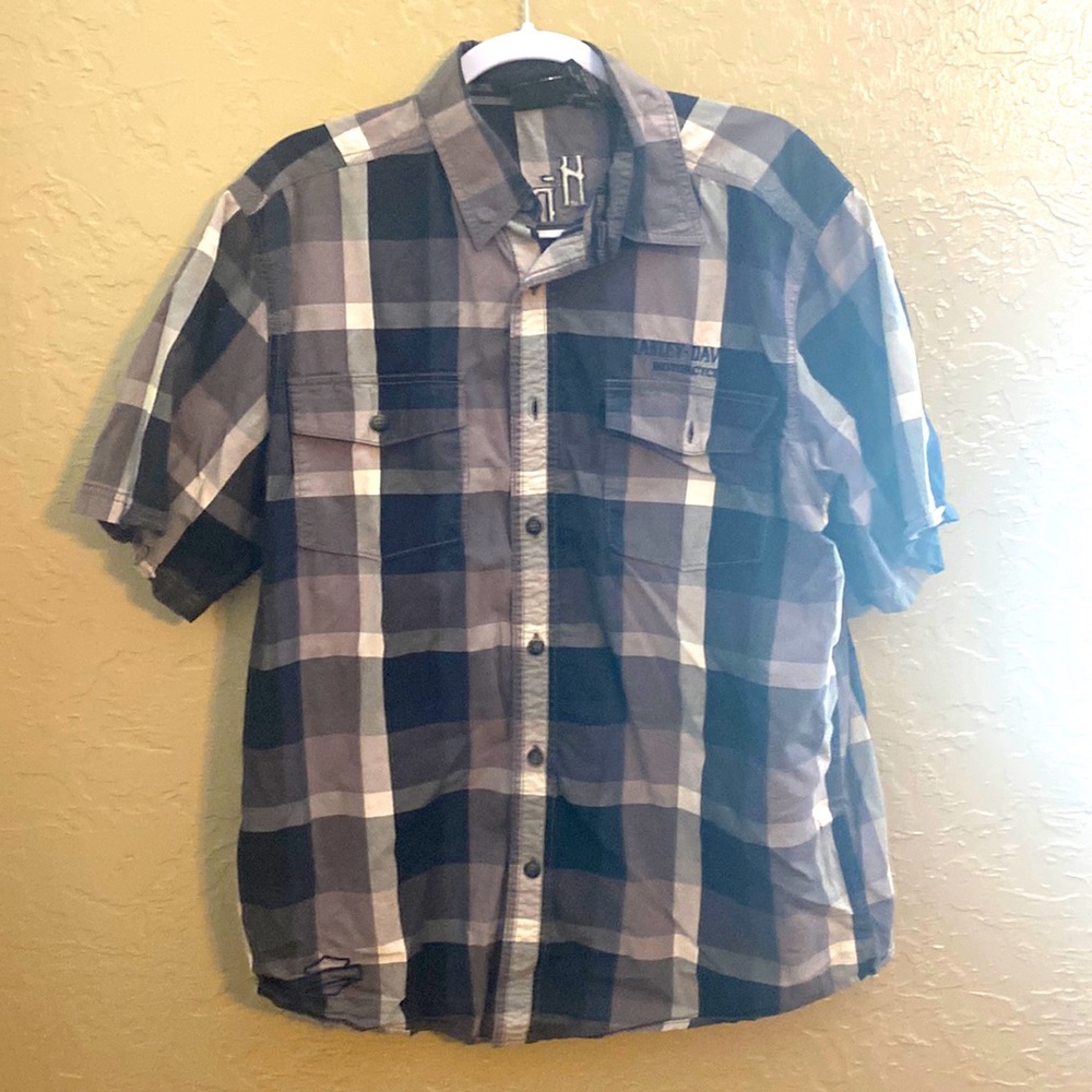 Men’s rarely worn Harley Davidson Short Sleeve Button Down Large